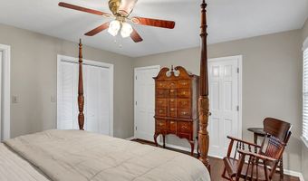 2518 E Doublegate Dr, Albany, GA 31721