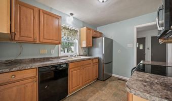 10 N MAIN St, Magnolia, DE 19962