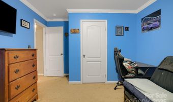 14 Phoenix Cir, Alexander, NC 28701