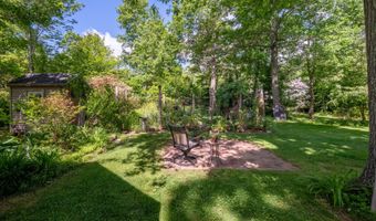 140 Ironworks Rd, Clinton, CT 06413