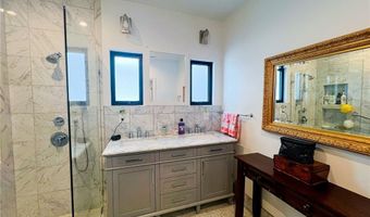 542 N Kilkea Dr, Los Angeles, CA 90048