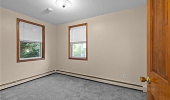 26 Channing St, Newport, RI 02840