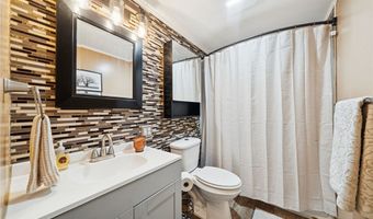 217 Karen Dr, Allegheny Twp., PA 15613