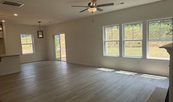 140 Hunter Ridge Dr, Boiling Springs, SC 29316
