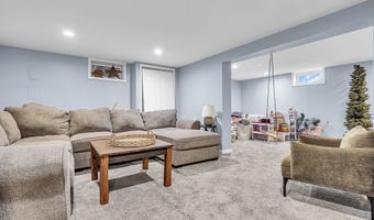 62 Birch St, Beachwood, NJ 08722