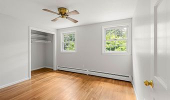 1 Danbury Cir, Amherst, NH 03031