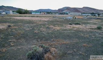 120 Redbird Ln, Challis, ID 83226