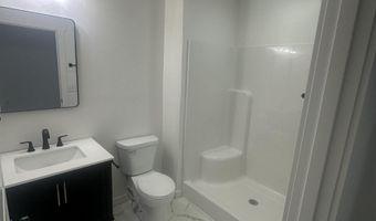 523 W South St, Bloomfield, IN 47424