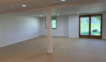 1261 Laurel View Dr, Ann Arbor, MI 48105