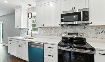 230 Aiden Cir, Belmont, NH 03220