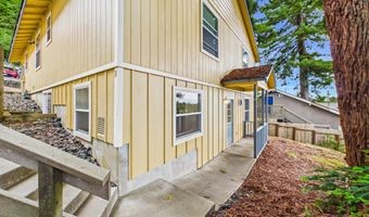 377 Evergreen Ave, Arcata, CA 95518