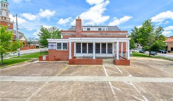 82 COURT Sq, Alexander City, AL 35010
