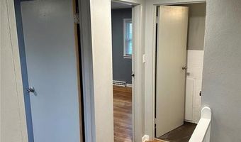 30 W Marietta Pl, Alton, IL 62002
