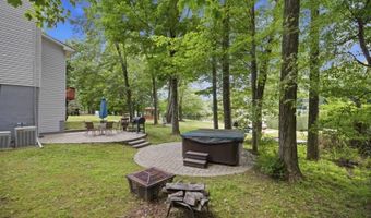 80 Skytop Rd, Andover, NJ 07860