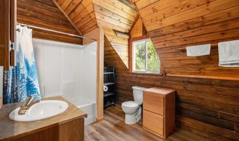 52633 MCKENZIE Hwy, Blue River, OR 97413