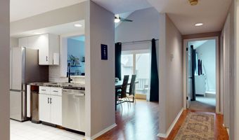 20 Raymond Pl 3-14B, Danbury, CT 06810