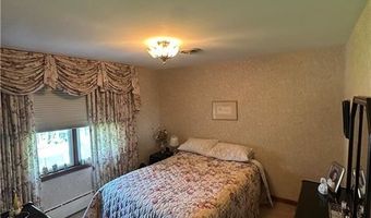12 Monte Carmele St, North Providence, RI 02904