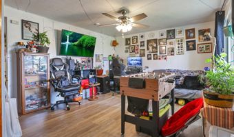 718 Bradwell Dr, Columbus, OH 43207