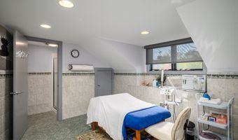 125 North St, Bennington, VT 05201