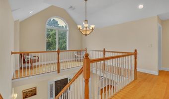 7 Tinker Pond Rd, Bolton, CT 06043