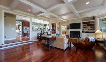 365 Boston Neck Rd, Narragansett, RI 02882