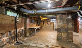 61 Hudson Ave, Athens, OH 45701