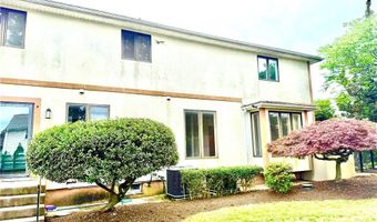 74 Plymouth Rd, East Providence, RI 02914