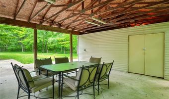 2526 Ashbrook Dr, Ashtabula, OH 44004