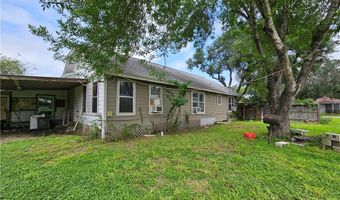 738 W 1st St, Alice, TX 78332
