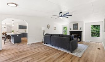 600 SW 15TH Ct, Bell, FL 32619