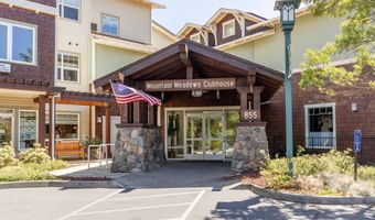 920 Mountain Meadows Cir, Ashland, OR 97520