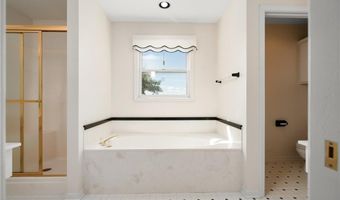 315 E High St, Baldwin City, KS 66006