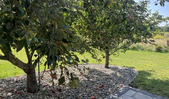 8866 Cascade Rd SE, Ada, MI 49301