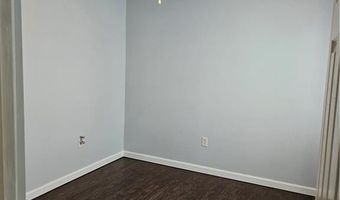 3 Bank St, Cranston, RI 02920