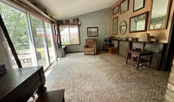 632 Oceola Dr, Algonquin, IL 60102