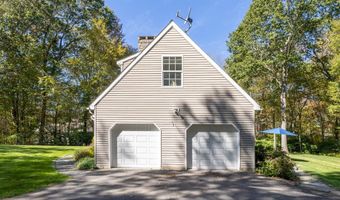 124 Auncient Oak Rd, Bethlehem, CT 06751