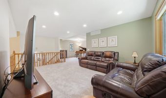 12568 Everest Ct E, Apple Valley, MN 55124