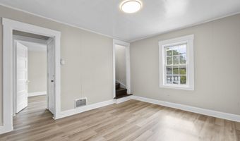 88 N Pond St, Bristol, CT 06010