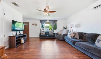 2885 Iris St, Anderson, CA 96007