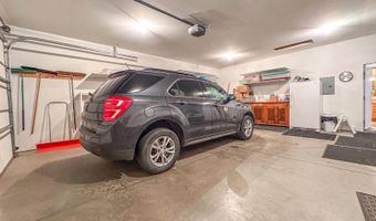 3015 Colorado Dr, Bismarck, ND 58503