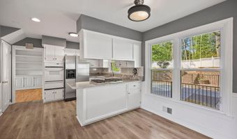 2338 Ramshorn Dr, Allenwood, NJ 08720