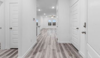 308 Robin St, Angleton, TX 77515