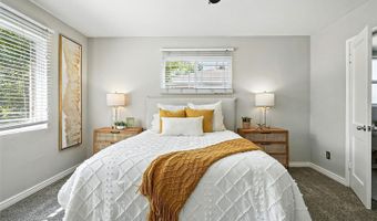 1060 Ursula St, Aurora, CO 80011