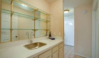 17084 Knots Lndg, Addison, TX 75001