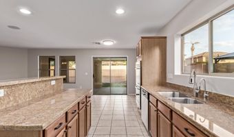 6883 S GEMSTONE Pl, Chandler, AZ 85249