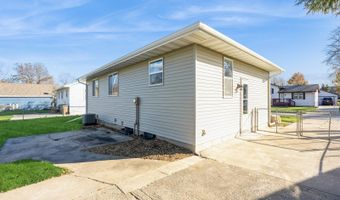 115 15th St SE, Altoona, IA 50009