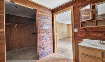 3749 V 22nd Pl, Bell, FL 32619