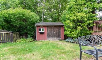 2 Country View Dr, Coventry, RI 02816