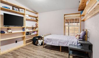 6310 Happy Hollow Ln, Bonanza, OR 97623