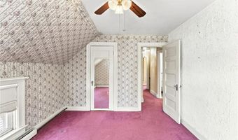 217 Narragansett St, Cranston, RI 02905
